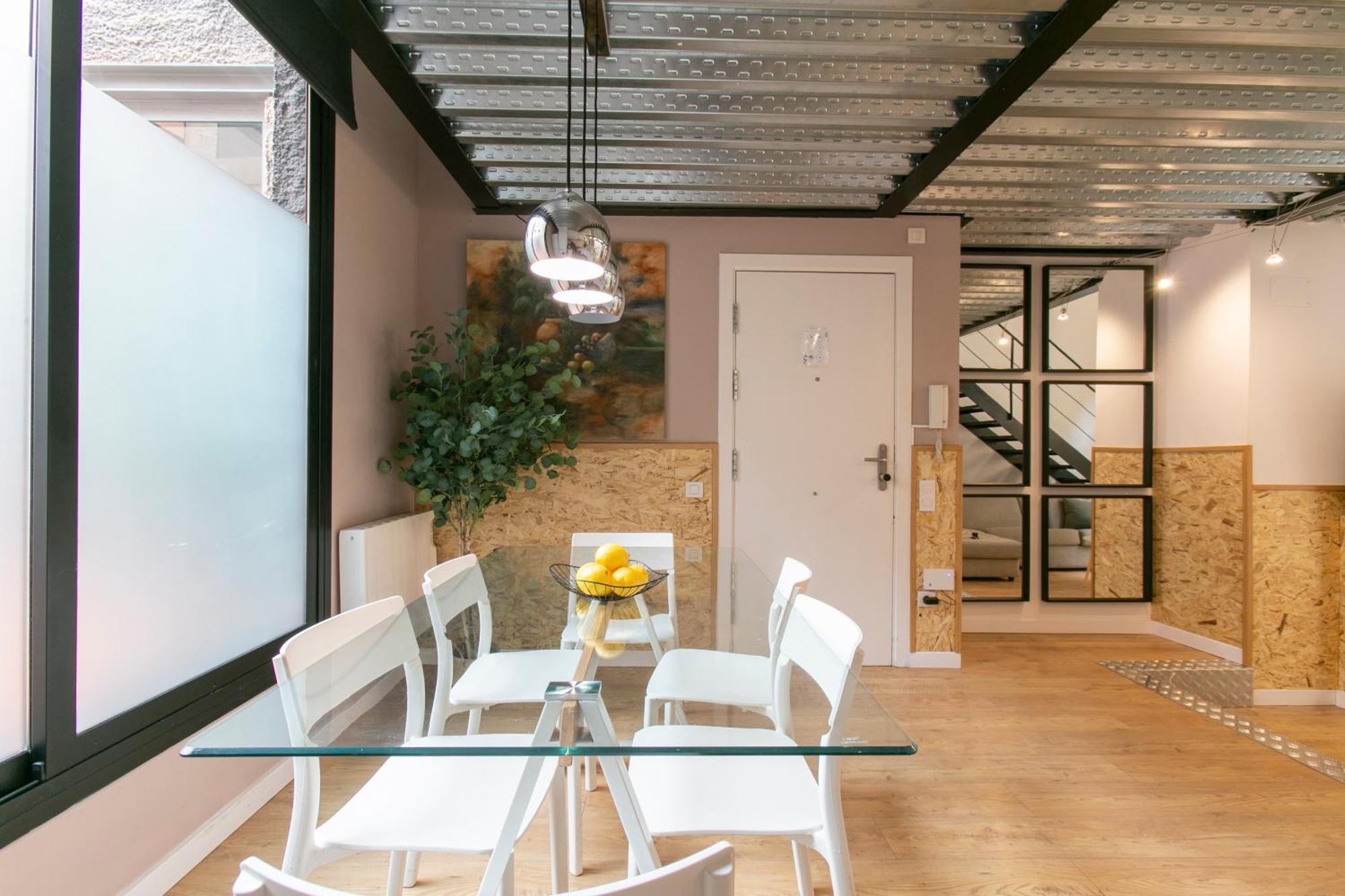 Chic And Modern In Gracia * Barcelone