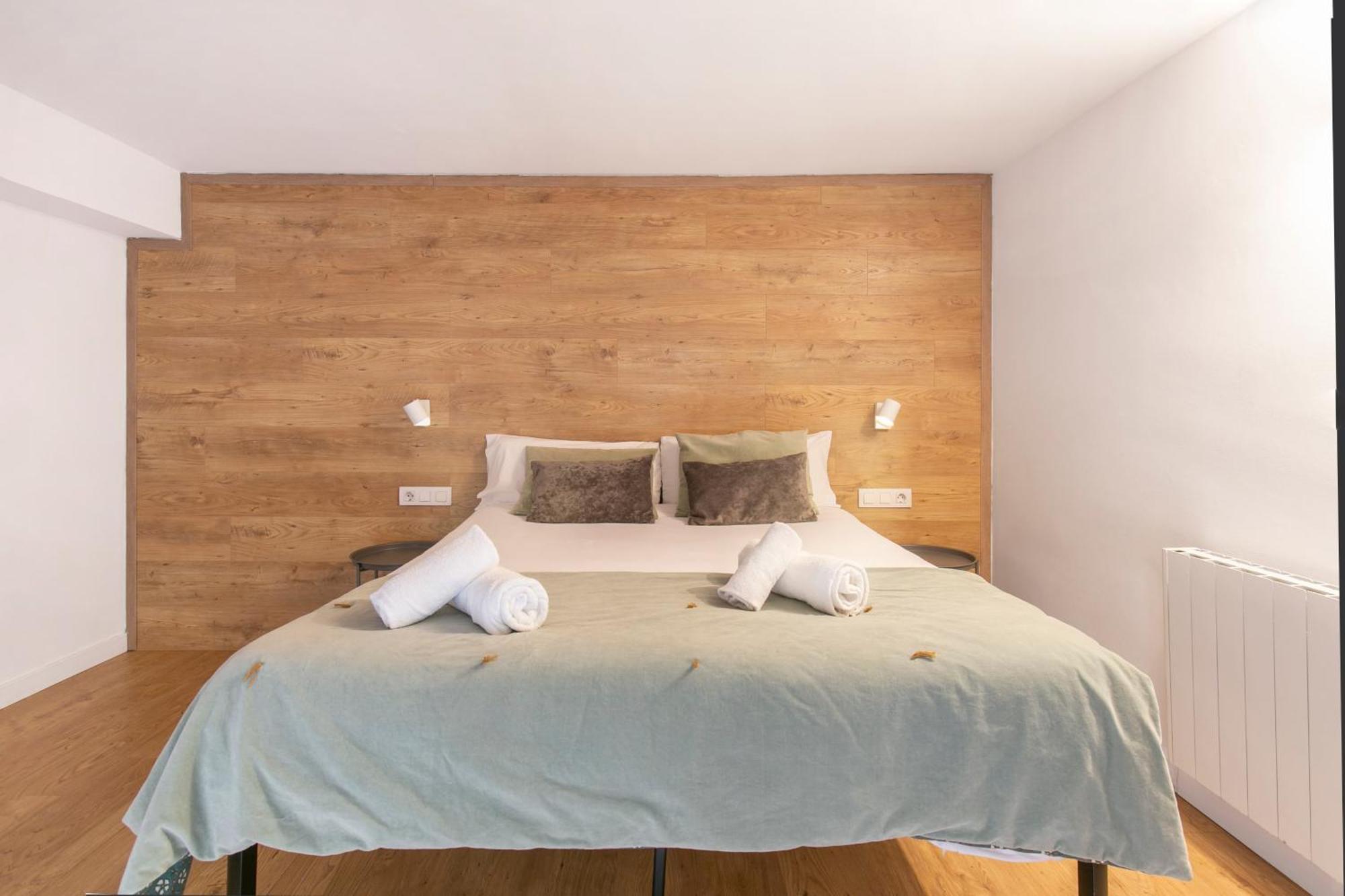 Chic And Modern In Gracia Appartement